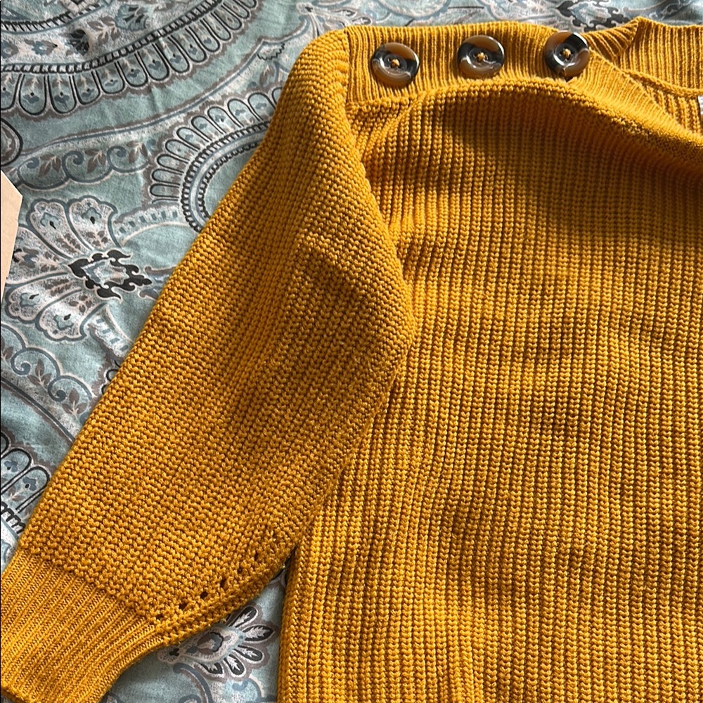 For The Republic Yellow Crew Neck Sweater Cozy Knit - Picture 3 of 4